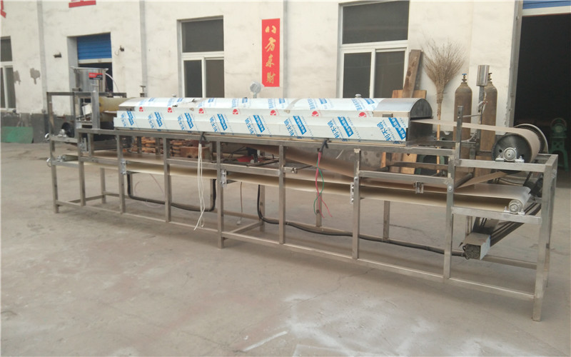 國銘粉皮機(jī)機(jī)自動(dòng)糾偏系統(tǒng)再也不用擔(dān)心傳送帶跑偏問題